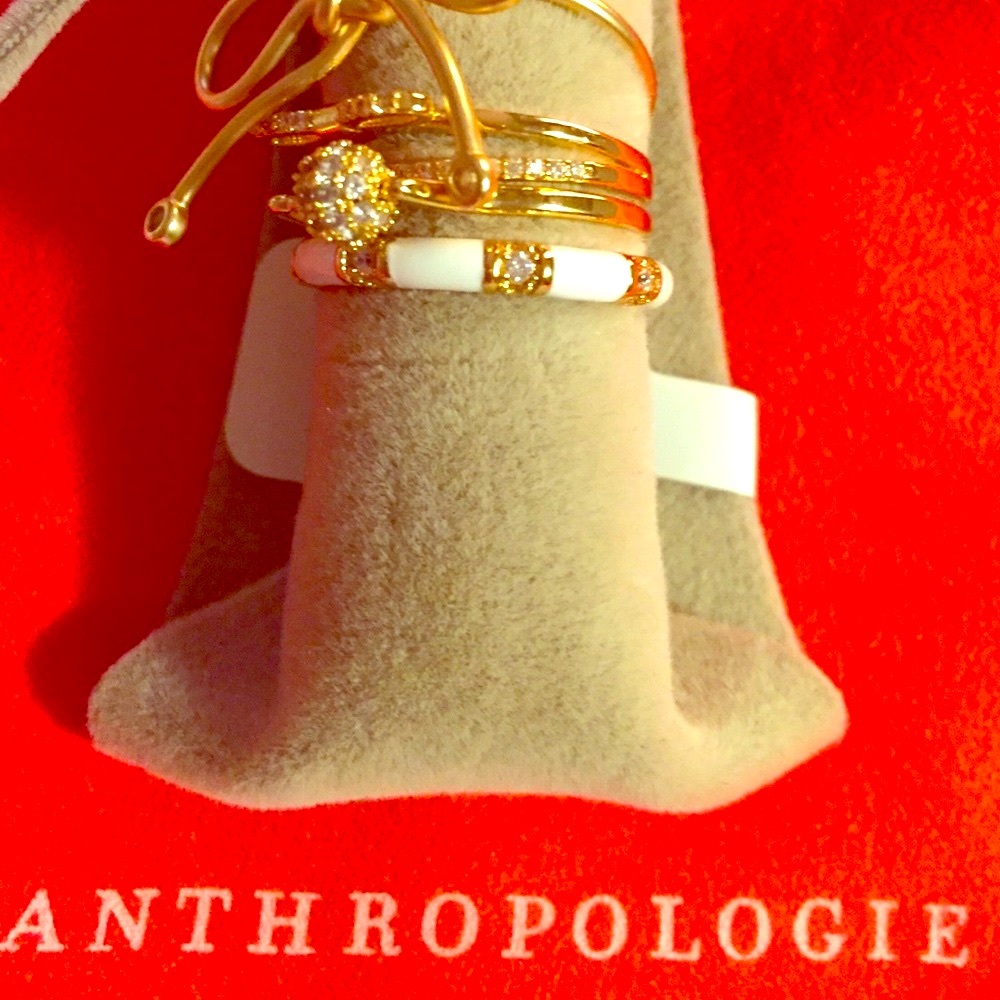 Anthropologie NWT set of 4 gold design rings